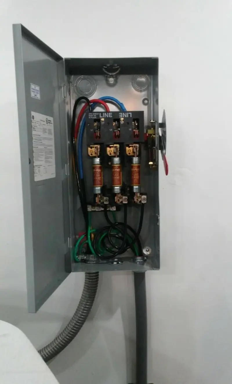 Three-phase disconnect switch installed for Smoke Detector Installation in Coatesville